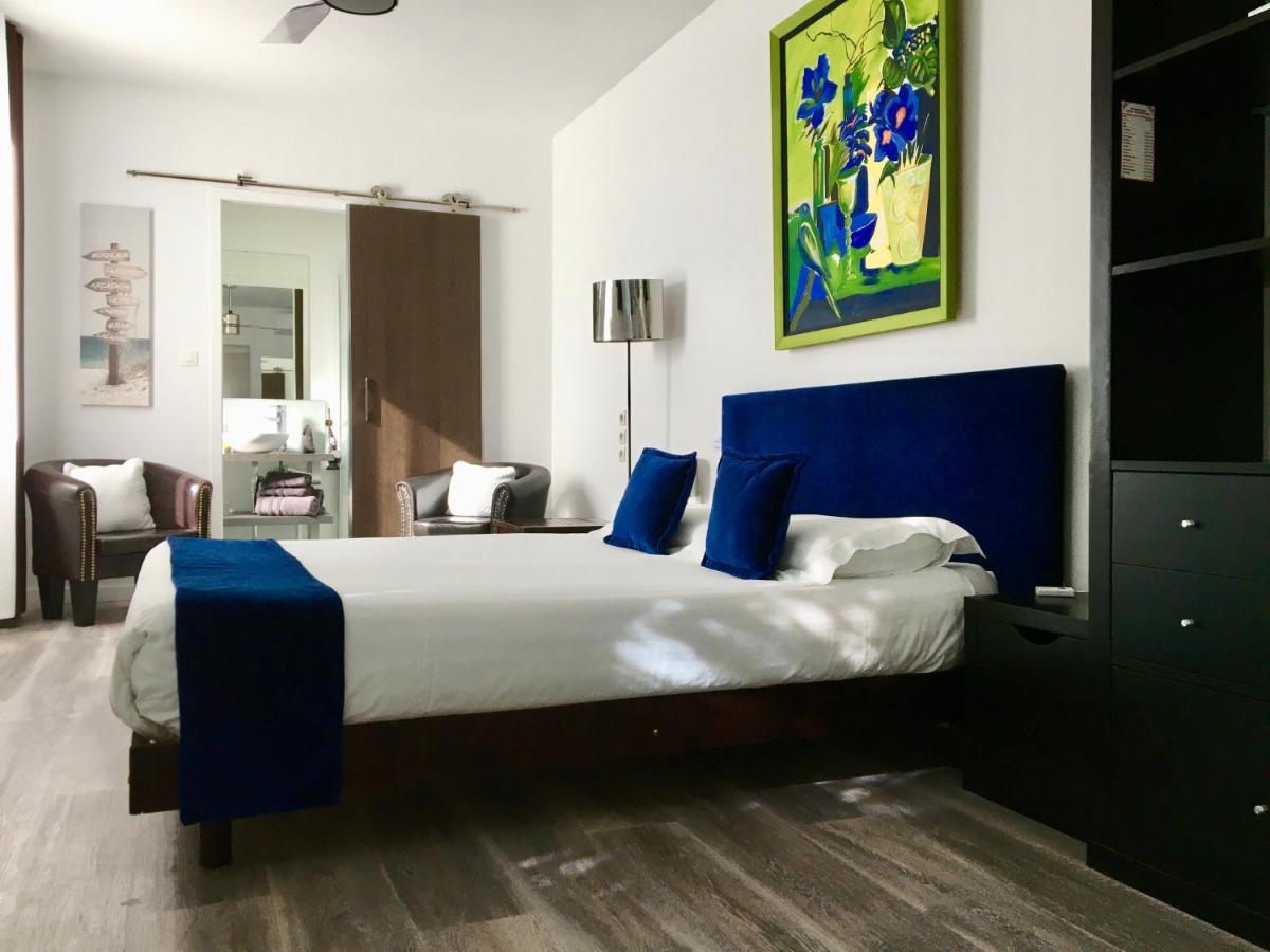 לה בוסקה Maison D'Hotes Romarine מראה חיצוני תמונה