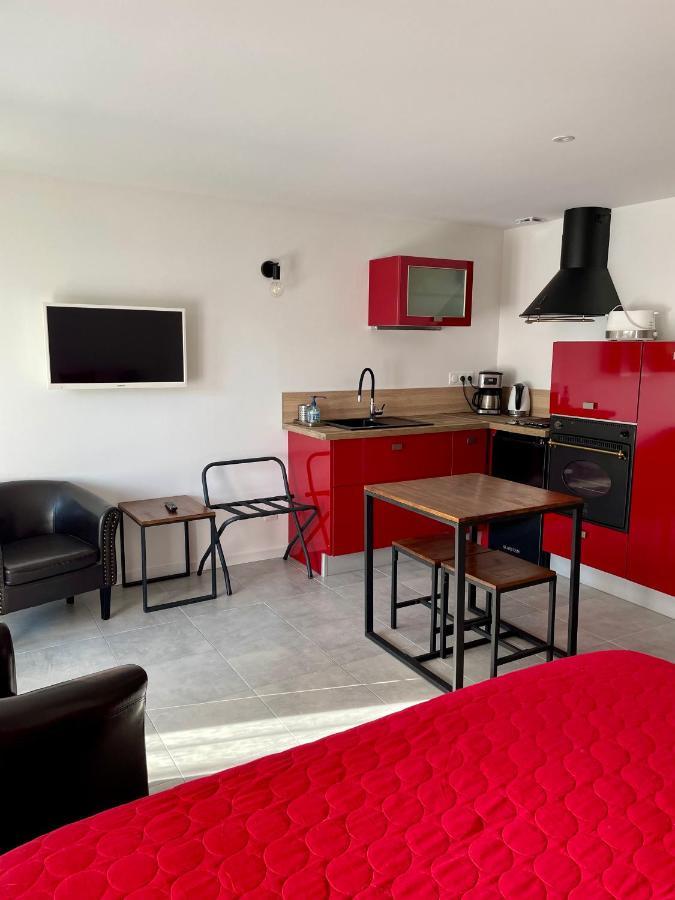 לה בוסקה Maison D'Hotes Romarine מראה חיצוני תמונה